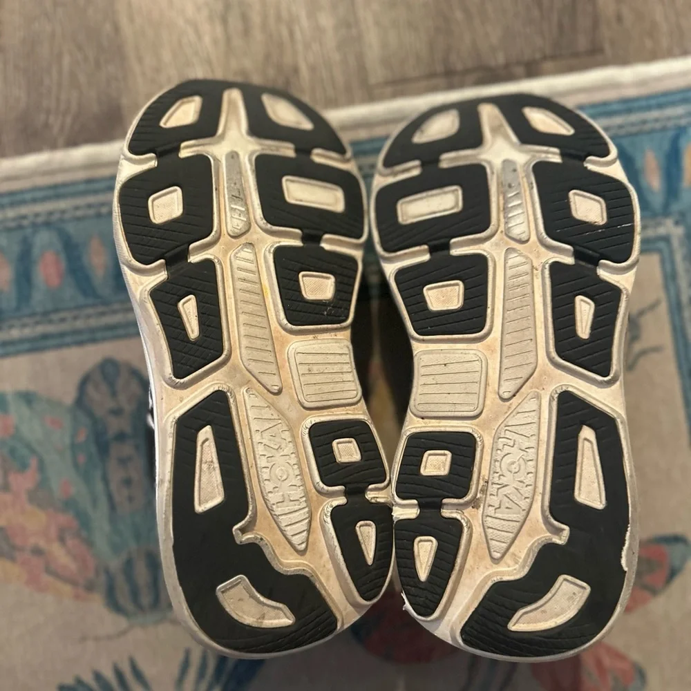 Hoka Black White Running Shoes Bondi 9 Women’s 10.5 W - Picture 3 of 6